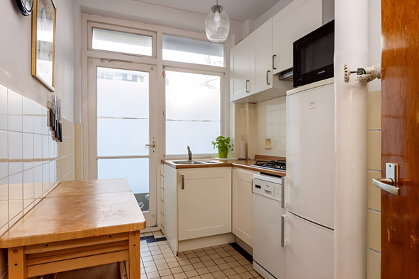 Medium property photo - Oostplein 139, 3011 KZ Rotterdam